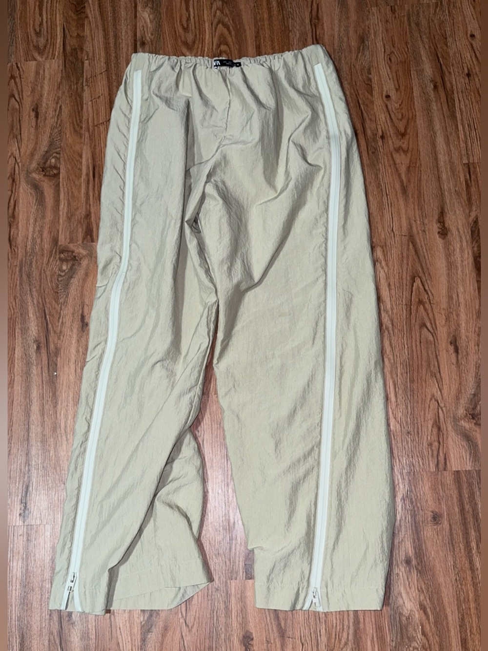 Green ✨ ZARA Nylon Side-Stripe Parachute Pants ✨